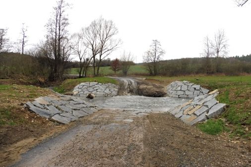 Nová komunikace z Ohnišťovic do Meclova.